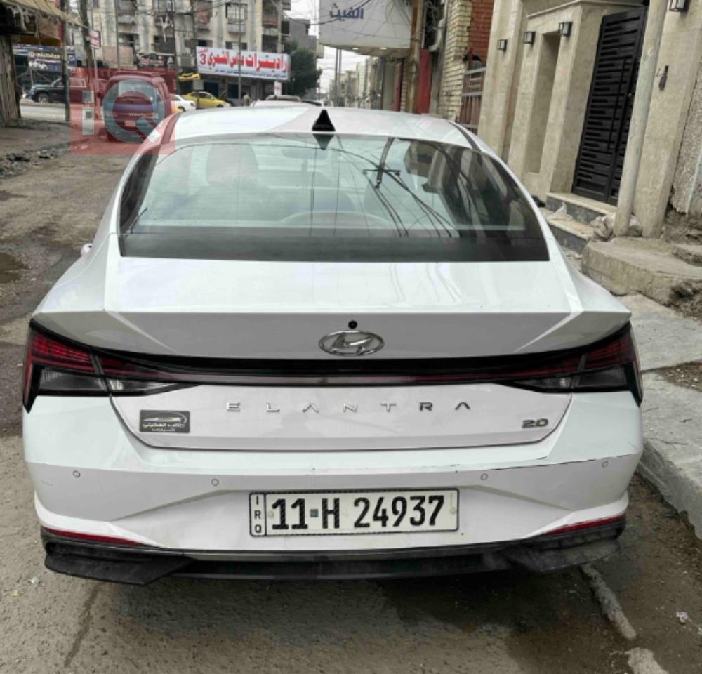 هیوندای ئەلەنترا